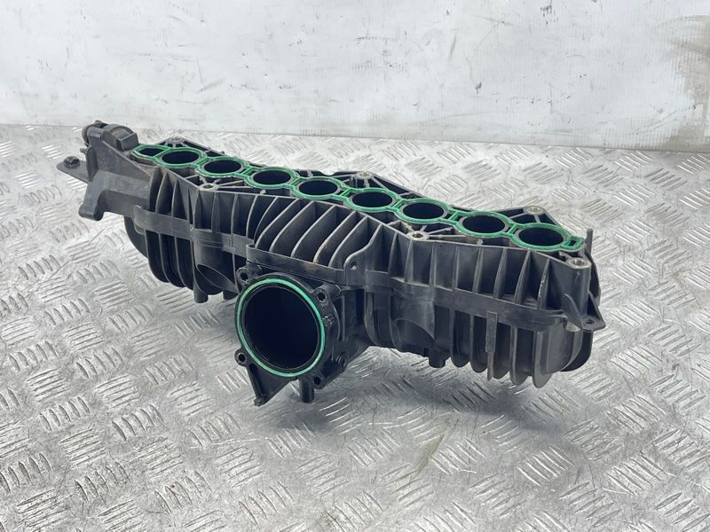 Колектор впускний 31431777 Volvo XC90