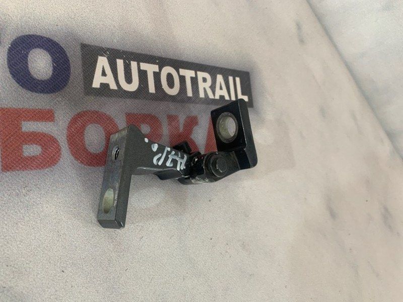 Петля двери 4G0831401 Audi A7