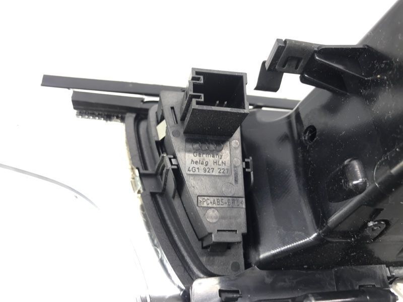 Дефлектор повітропроводу 4G1820951F6PS Audi A6
