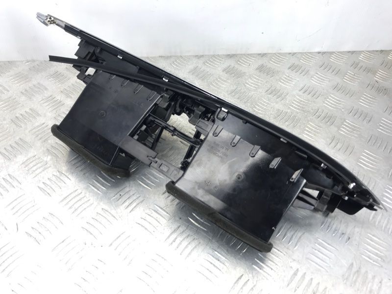 Дефлектор повітропроводу 4G1820951F6PS Audi A6