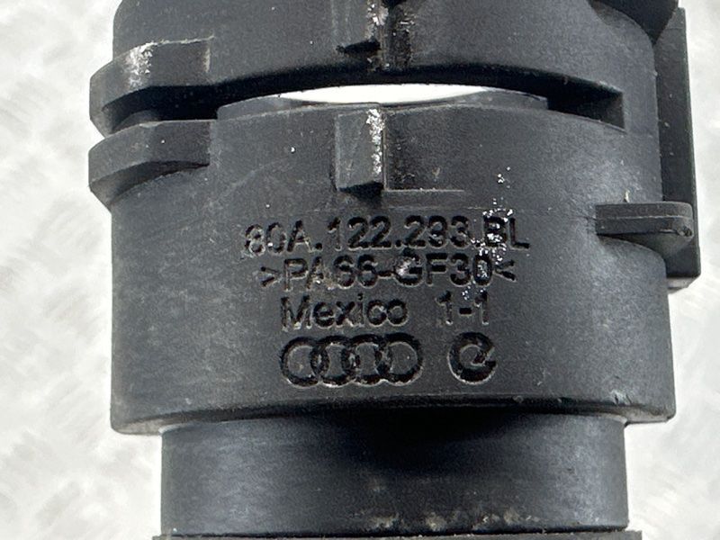 Шланг ОЖ с быстроразъемной муфтой 80A122293BL Audi Q5