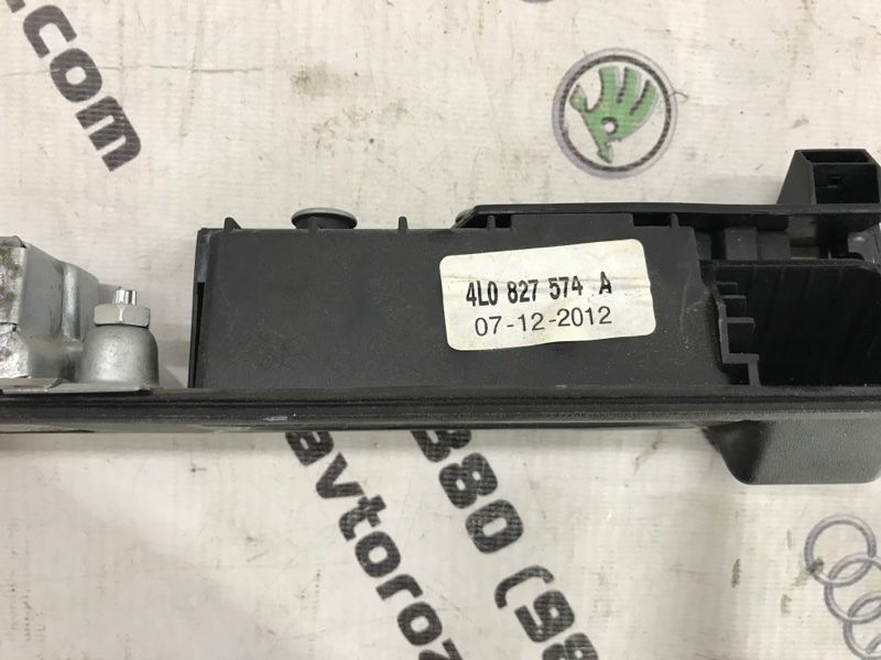 Накладка кришки багажника 4L0827574A Audi Q7