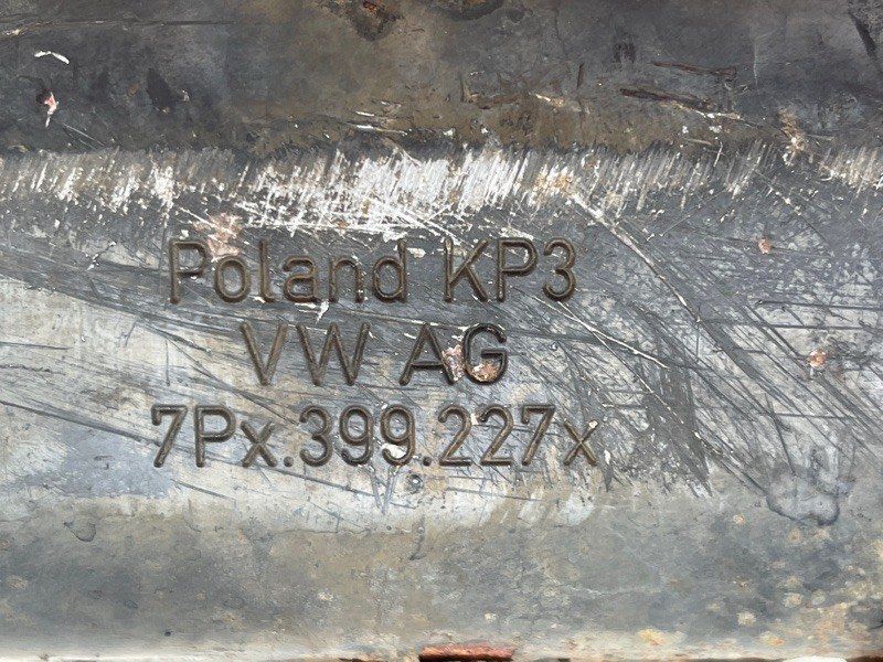 Кронштейн Volkswagen Touareg