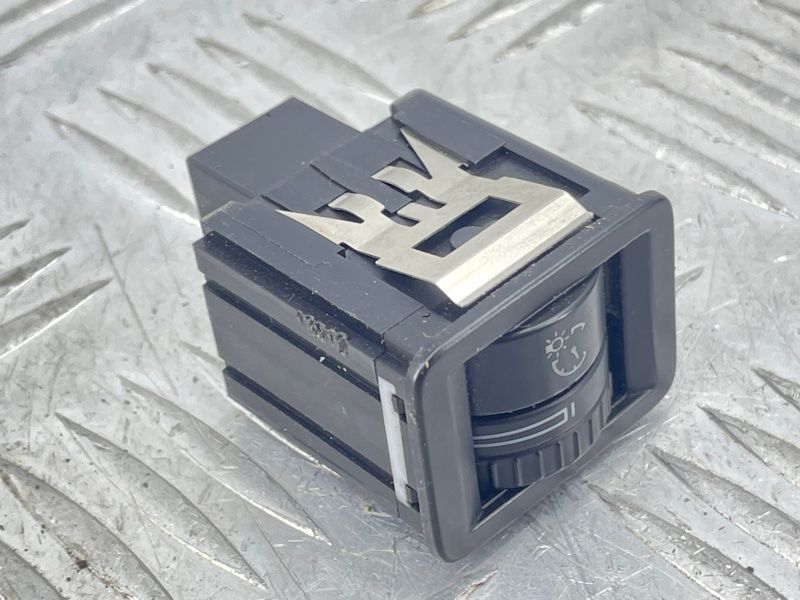 Регулятор 3C0941334A Volkswagen CC