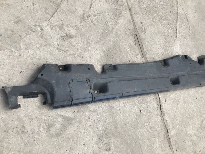 Защита / Облицовка днища 7L0825211B Volkswagen Touareg