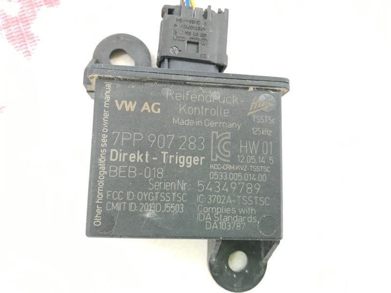 Передатчик системы контроля давления в шинах 7PP907283 Volkswagen Touareg