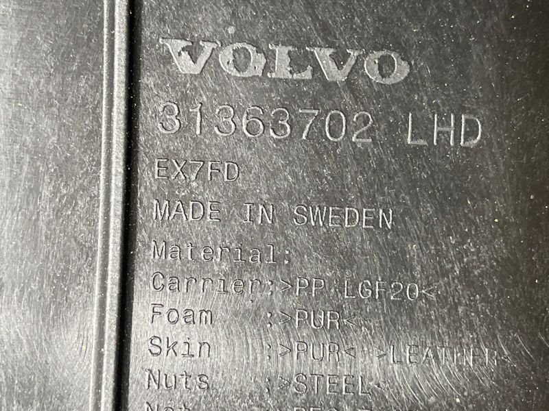 Торпедо с подушкой безопасноти 31363702 Volvo XC90