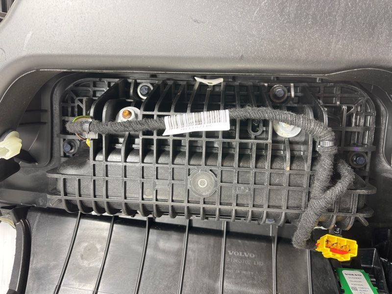 Торпедо с подушкой безопасноти 31363702 Volvo XC90