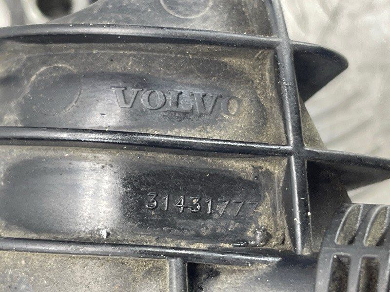 Колектор впускний 31431777 Volvo XC90