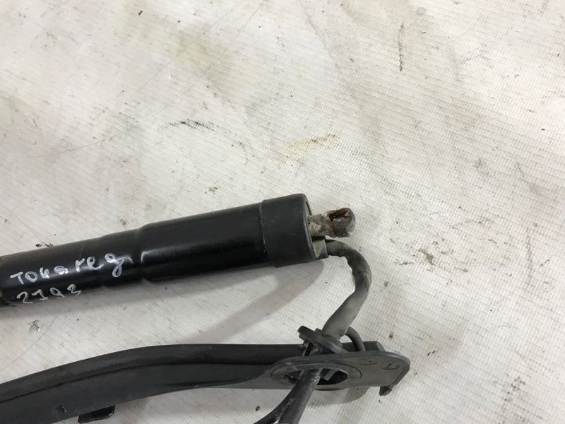 Приводной блок крышки багажника 7P6827851DIIT Volkswagen Touareg Volkswagen Touareg
