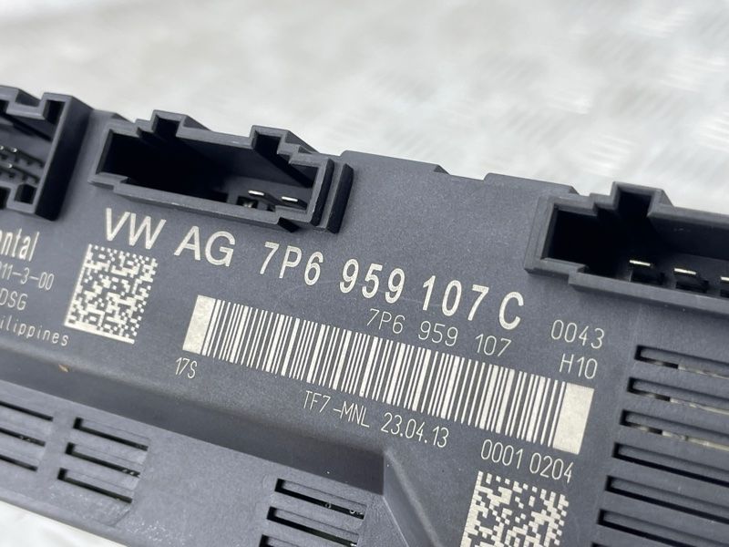 Блок керування багажника 7p6959107c Volkswagen Touareg