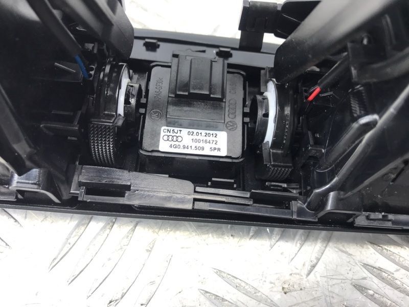 Дефлектор повітропроводу 4G1820951F6PS Audi A6