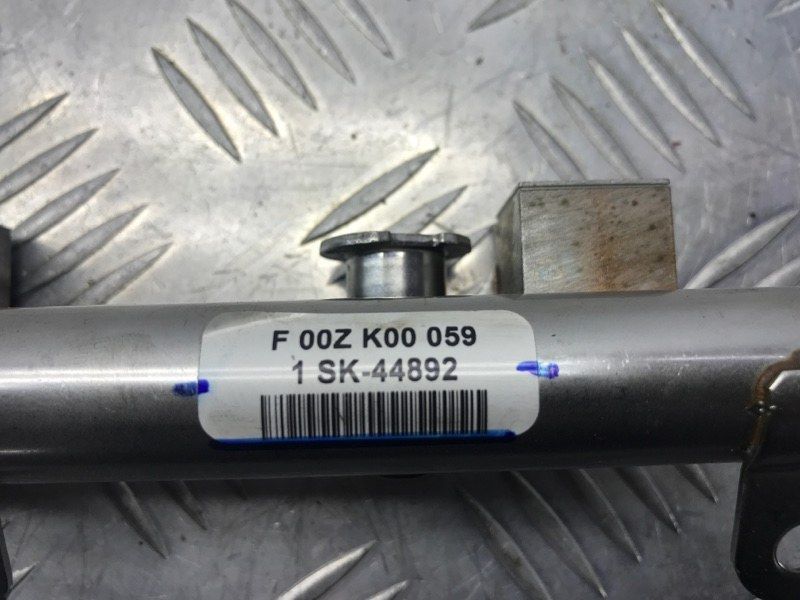 Паливна рампа K2GE9F797BA Ford Edge