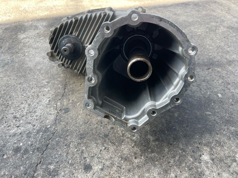 Роздаткова коробка 0BU341011R Volkswagen Touareg