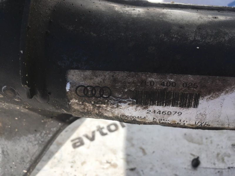 Подрамник передний 7L0400025 Audi Q7
