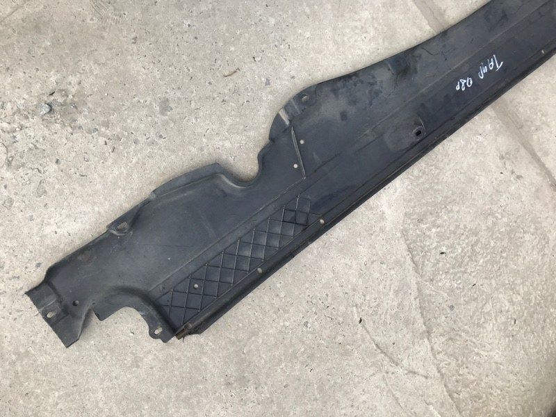 Защита / Облицовка днища 7L0825211B Volkswagen Touareg