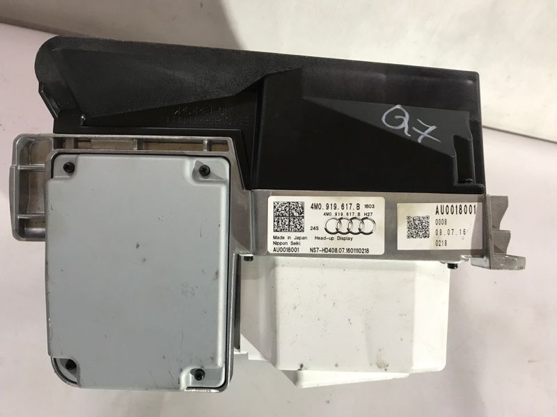 Проекція на лобове скло 4M0919617B Audi Q7