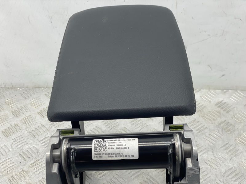 Подлокотник 8W0864283B Audi A4
