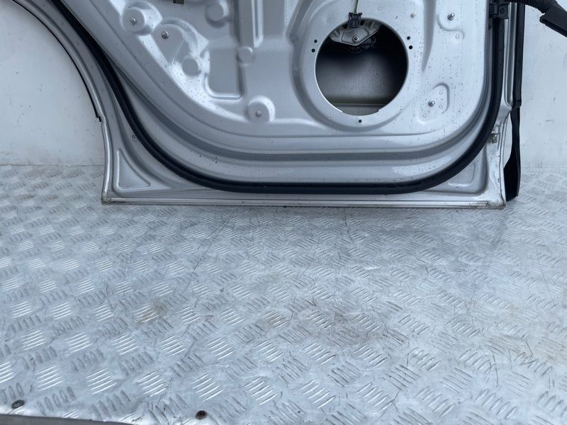 Двері 4M0833051E Audi Q7