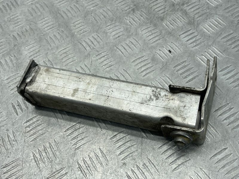 Лонжерон передній нижній правий 4M0802038A Audi Q7 Audi Q7, Audi Q8, Audi RS Q8, Audi SQ7, Audi SQ8