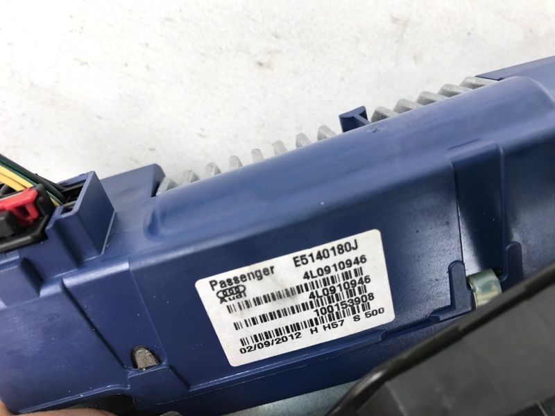 Приводной блок крышки багажника 4L0827852E Audi Q7