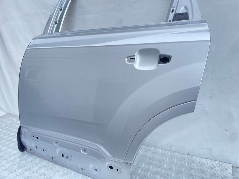 Двері 4M0833051E Audi Q7