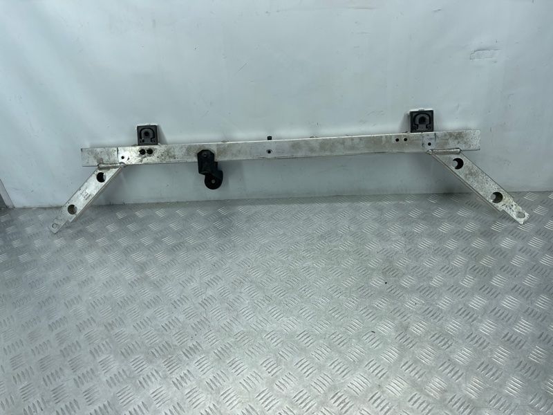 Поперечина 31425937 Volvo XC60