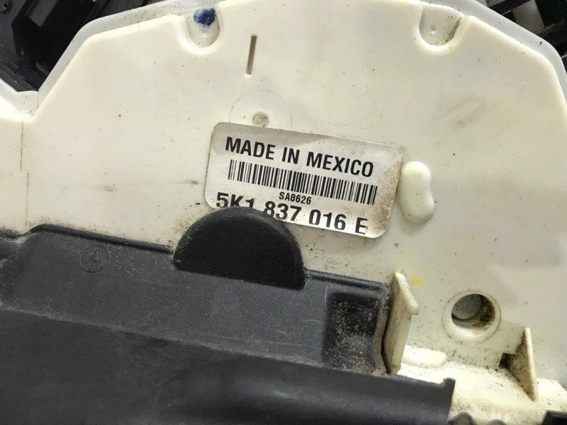Ручка двери внешняя 5K1837016E Volkswagen Passat