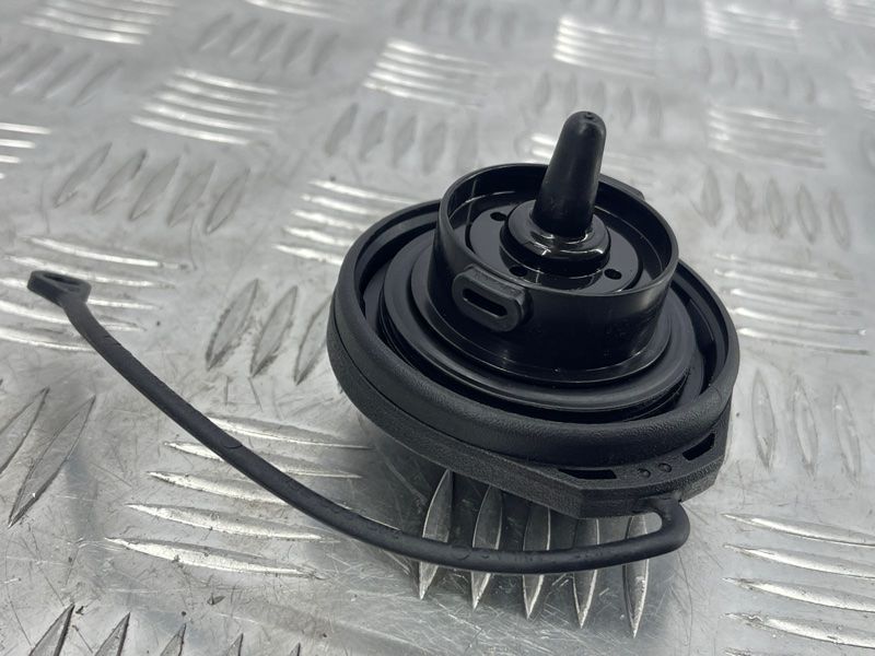 Корпус лючка крышки топливного бака в зборе 4K0809906 Audi A6