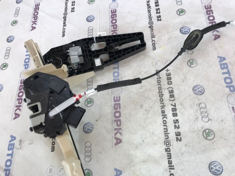 Замок двери AE8A5421813CH Ford Edge