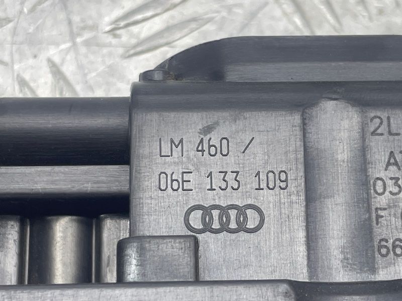 Колектор впускний Audi Q7