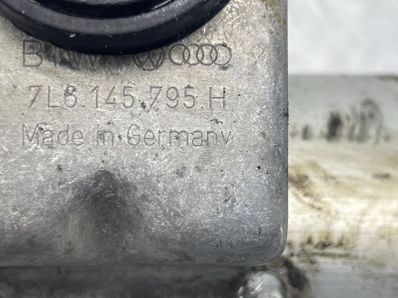 Напірна труба інтеркулера 7L6145795H Audi Q7