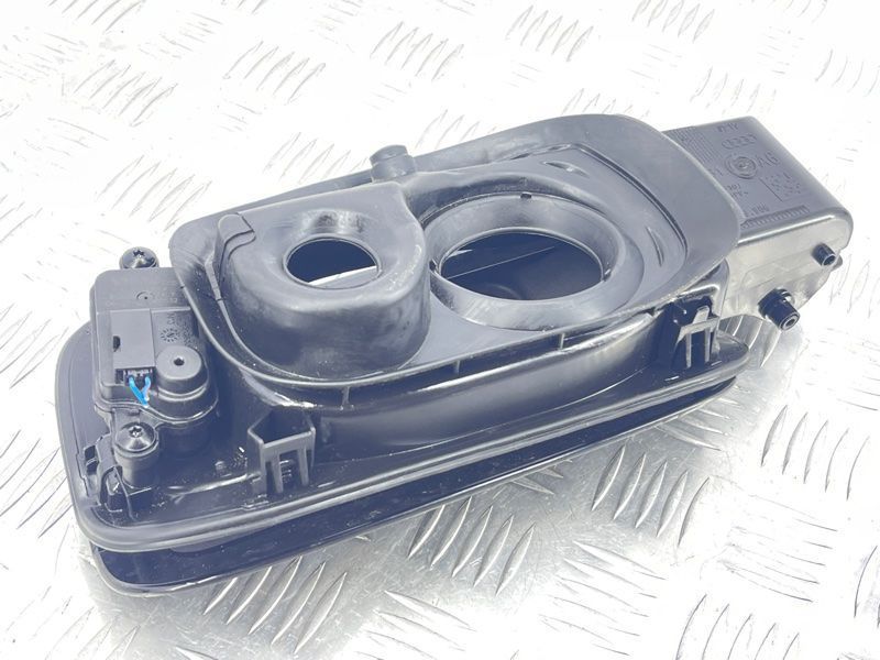 Корпус лючка крышки топливного бака в зборе 4K0809906 Audi A6