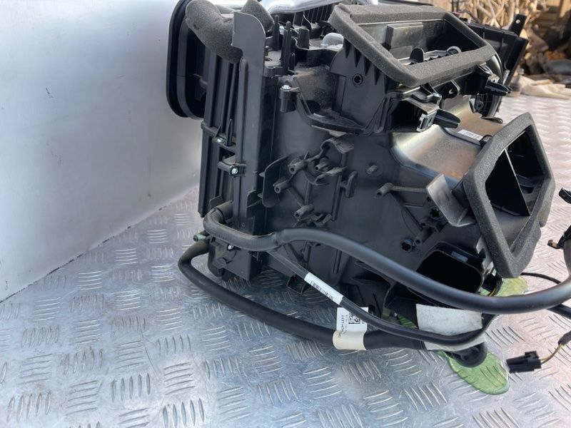 Корпус пічки в зборі 32226095 Volvo XC60