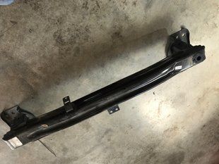 Усилитель переднего бампера 5N0807109 Volkswagen Tiguan