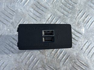 Блок USB Volvo XC60