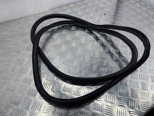 Ущільнювач дверей 4G0831721A Audi A6
