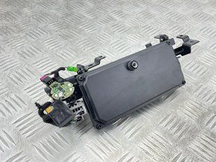 Камера под лобовым стеклом 32243277 Volvo XC60
