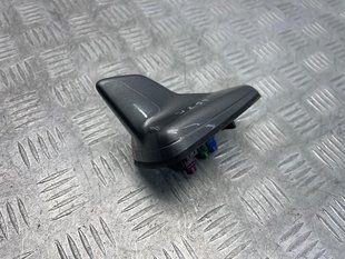 Антенна на крышу 4M0035503C Audi Q7 Audi Q5 PHEV, Audi A4, Audi A4 Allroad, Audi A5, Audi A5 Sportback, Audi Q3, Audi Q5, Audi Q7, Audi RS5, Audi RS5 Sportback, Audi S4, Audi S5, Audi S5 Sportback, Audi SQ5