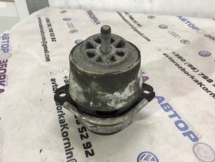 Опора / подушка двигуна 7L8199131A Audi Q7