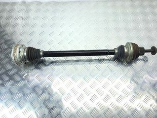 Піввісь 8R0501203C Audi A6