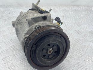 Компресор кондиціонера 31369335 Volvo XC90