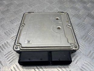 Блок керування двигуном 06E906023H Volkswagen Touareg