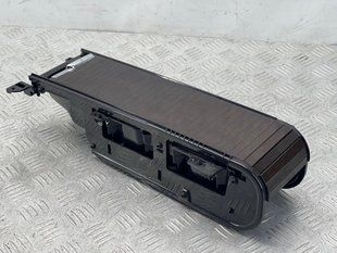 Бардачок / Вещевой ящик Volvo XC90