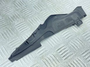 Накладка жабо 31297704 Volvo XC60