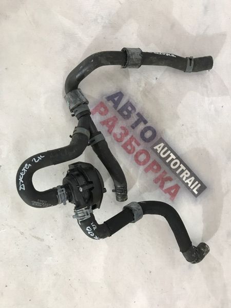 Шланг системи охолодження 5Q0965561 Volkswagen Jetta