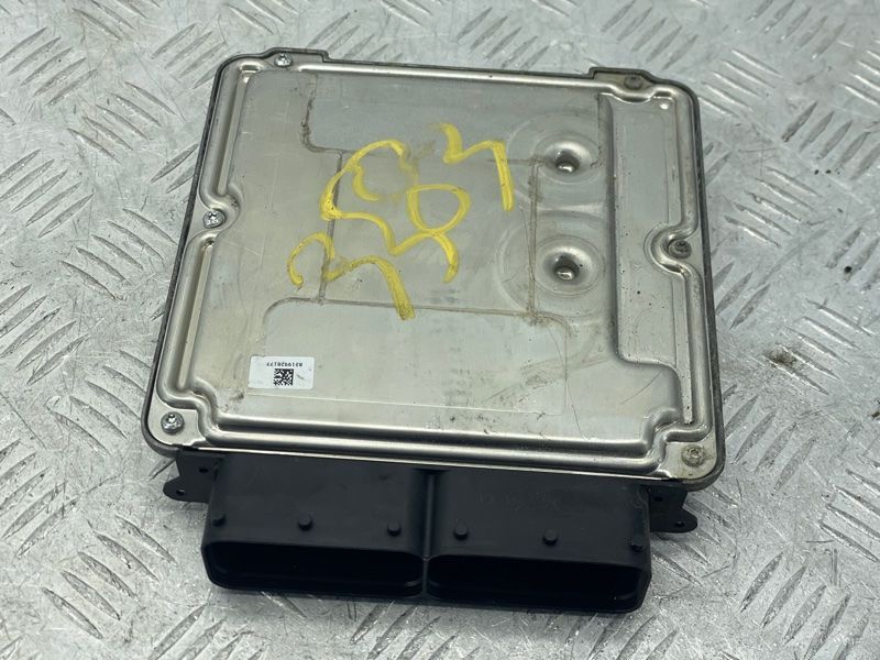 Блок керування двигуном 4L2910401A Audi Q7