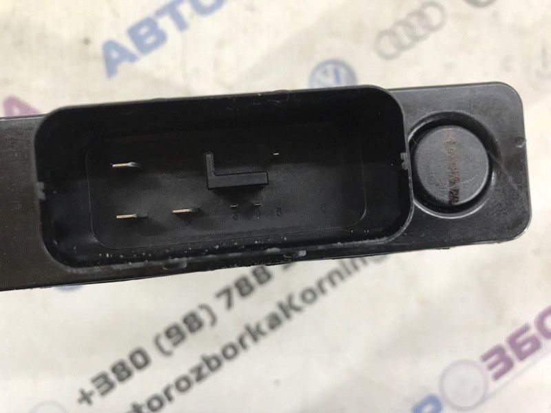 Стабілізатор напруги 8K0959663F Audi A6