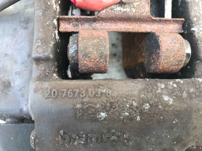 Супорт гальмівний 7L6615423L Audi Q7