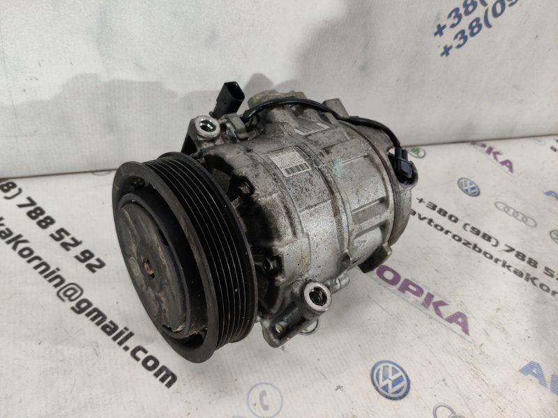 Компресор кондиціонера 4E0260805AR Audi Q7